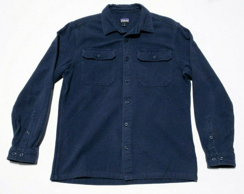 Patagonia Men's Long-Sleeved Fjord Flannel Shirt Solid Navy Blue Men's Medium