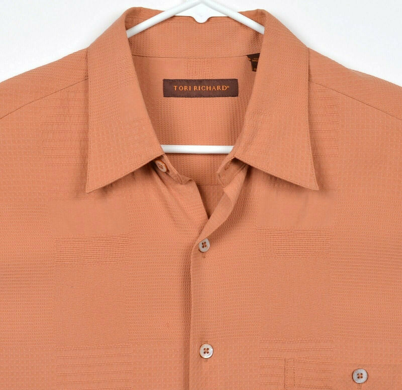 Tori Richard Men's Large 100% Silk Orange Textured Geometric Hawaiian Camp Shirt