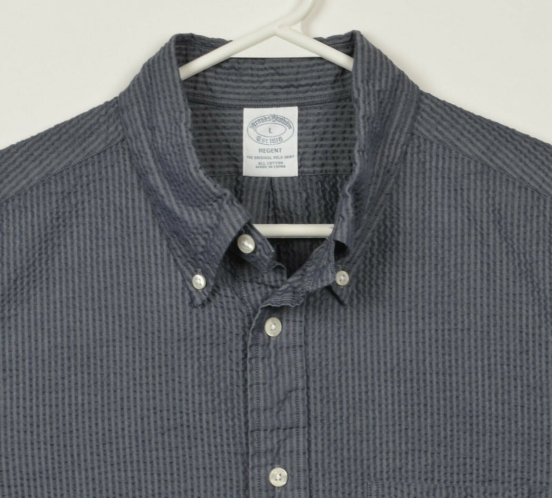 Brooks Brothers Men's Large Seersucker Blue Gray Striped Short Sleeve Shirt