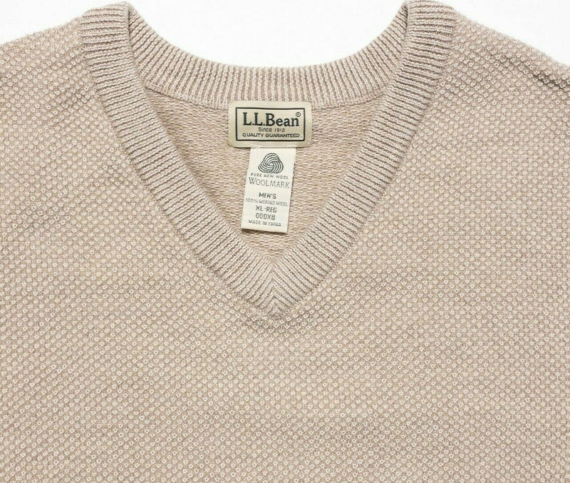 L.L. Bean Sweater Men's XL Merino Wool Solid Beige Knit V-Neck Pullover
