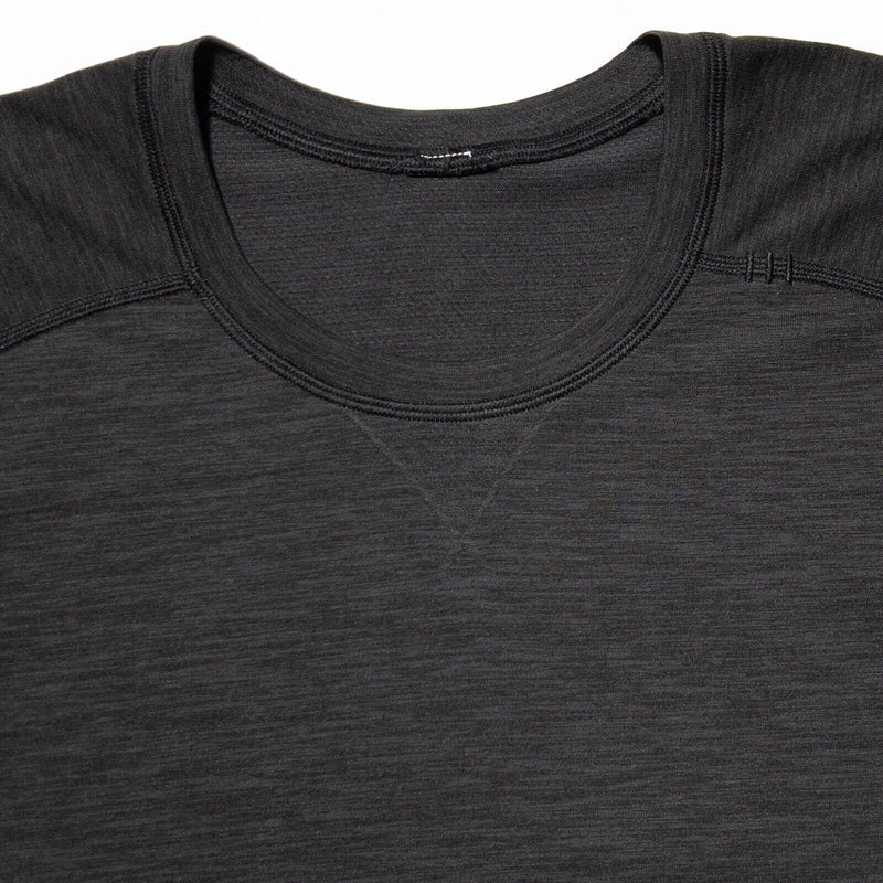 Lululemon T-Shirt XL Men's Metal Vent Tech Gray Black Short Sleeve Crew Neck
