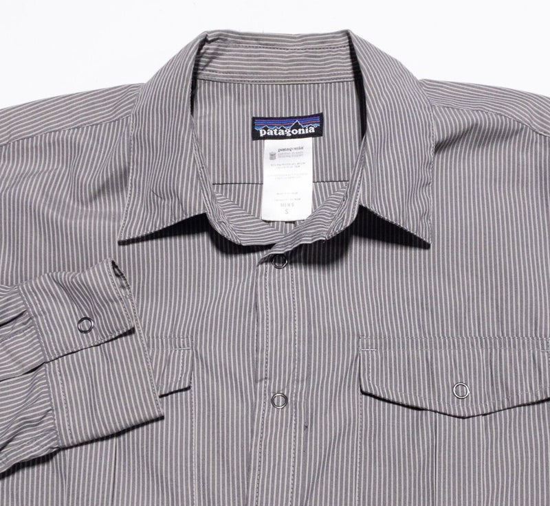 Patagonia El Ray Shirt Men's Small Nylon Blend Wicking Gray Stripe 54065