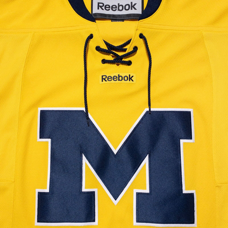Michigan Wolverines Hockey Jersey Men's Small Reebok Yellow Lace Sewn M College