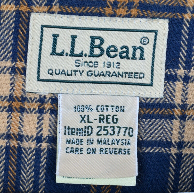 LL Bean Men's XL Scotch Plaid Flannel Navy Blue Cream Button-Down Flannel Shirt