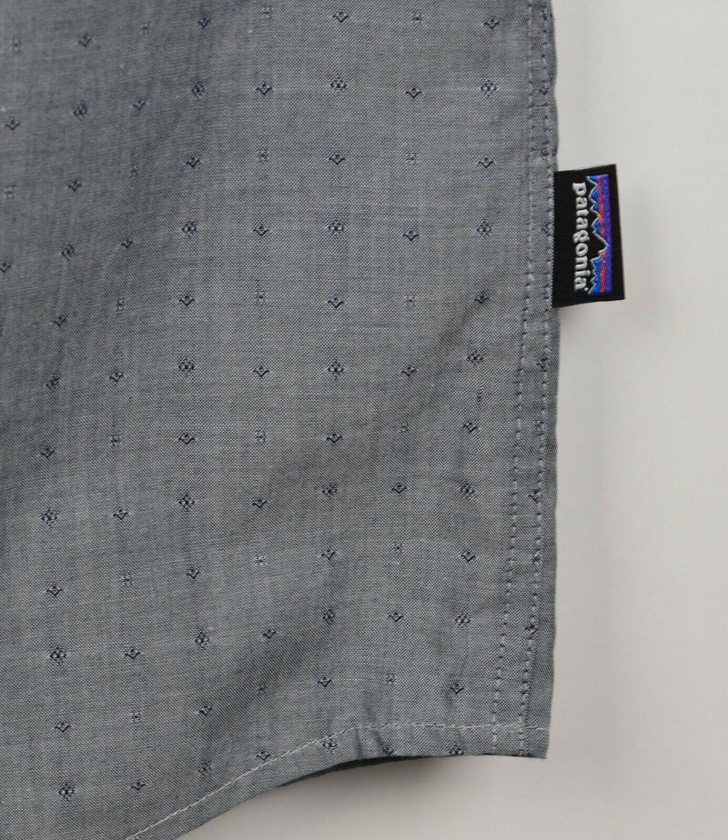 Patagonia Men's Sz Medium Organic Cotton Polyester Blend Gray Geometric Shirt