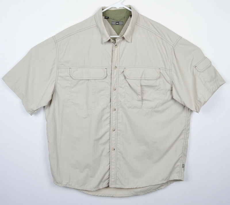 REI Men's Sz Large Vented UPF 50+ Nylon Tan Hiking Fishing Short Sleeve Shirt