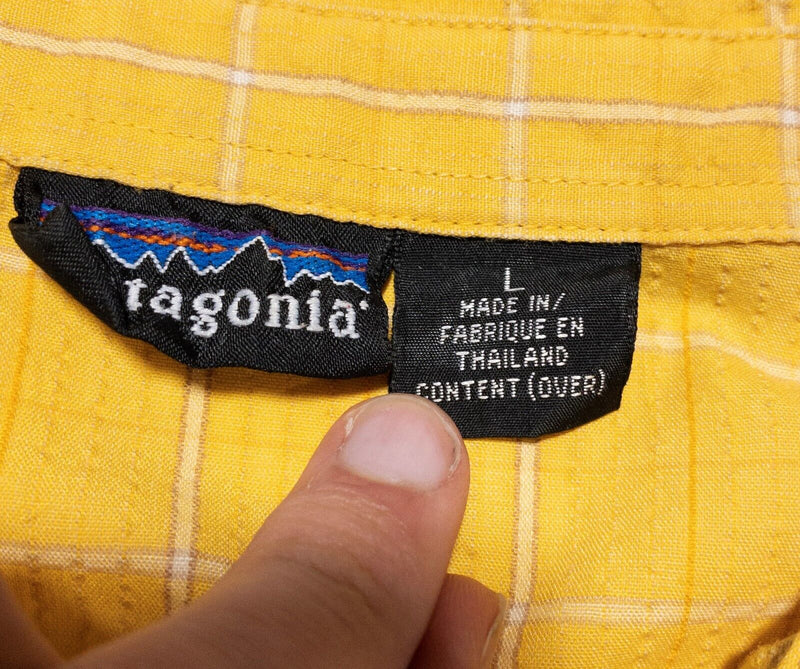 Patagonia Seersucker Shirt Large Men's Yellow Plaid A/C Hot Weather Short Sleeve