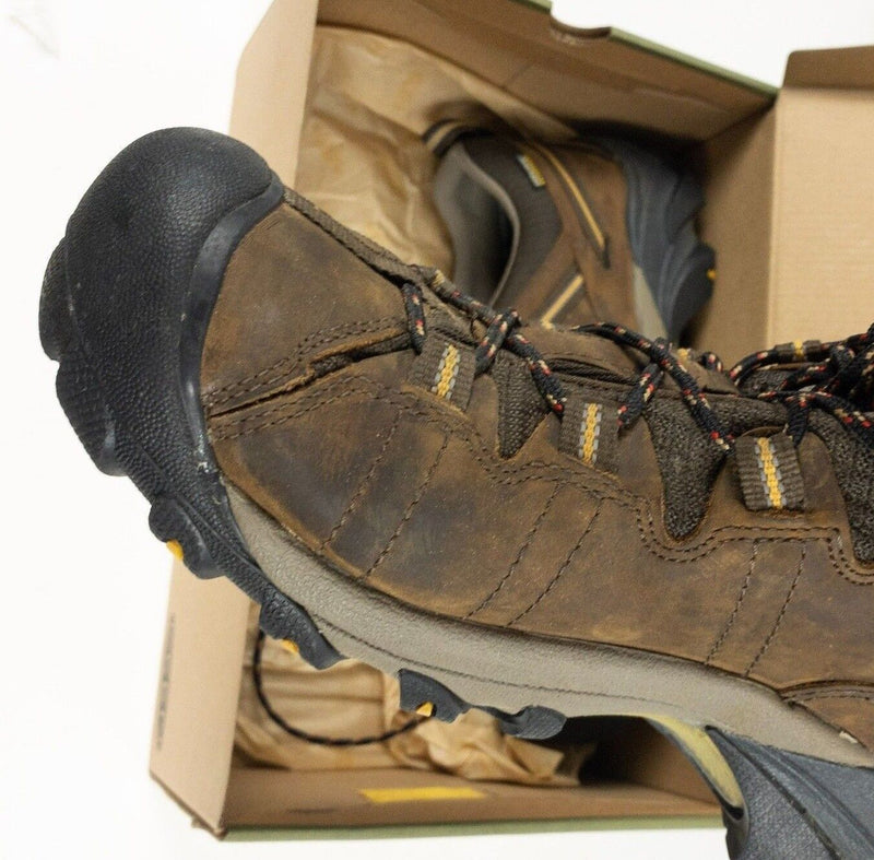 Keen Boots 11 Wide Men's Waterproof Hiking Shoe Targhee II WP Wide Brown Cascade