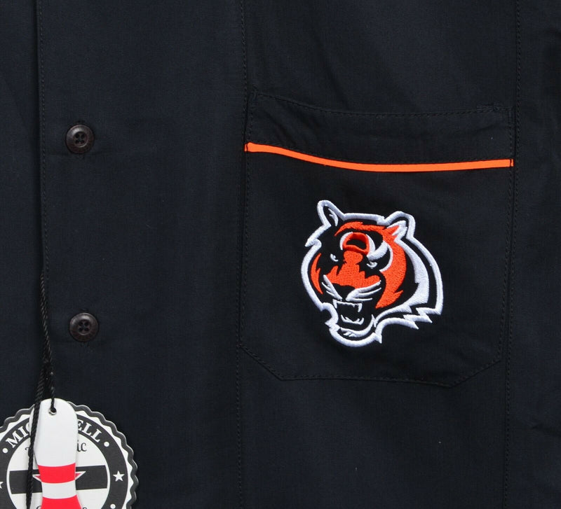 Cincinnati Bengals Men's Large NFL Bowling Retro Rayon Embroidered Shirt