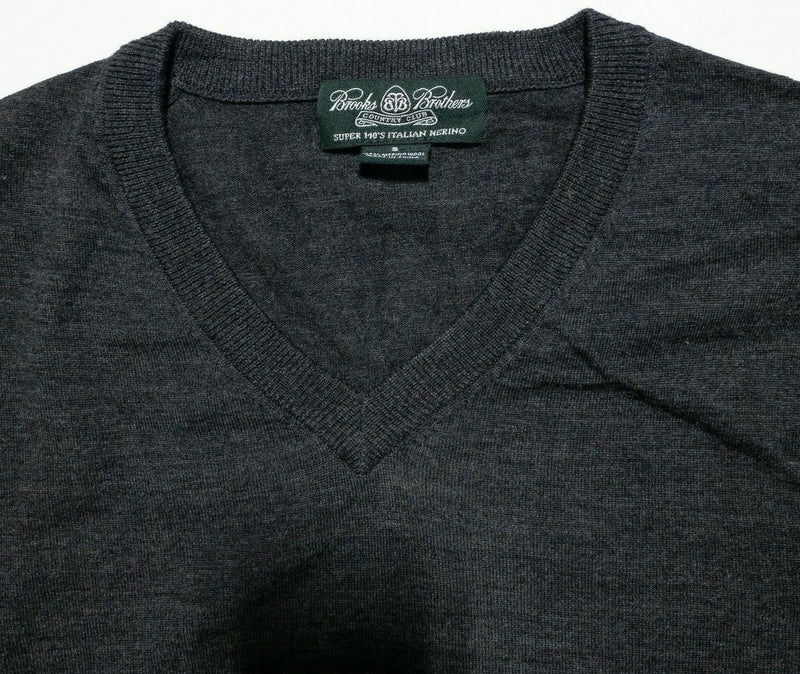 Brooks Brothers Country Club Men Small Merino Wool Gray V-Neck Pullover Sweater