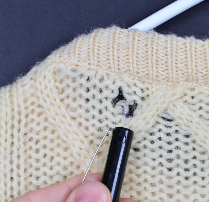 The Sweater Shop Men's Large? Cream 100% Wool England Fisherman Knit Sweater