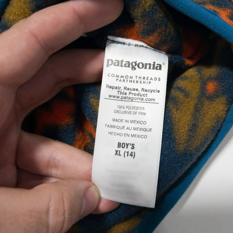 Patagonia Boy's XL (14) Geometric Lightweight Synchilla Snap-T Pullover Jacket