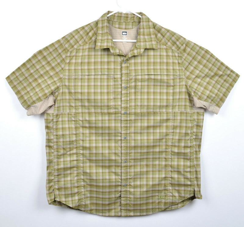 REI Men's Sz 2XL Vented Green Plaid Hiking Fishing Outdoor Short Sleeve Shirt