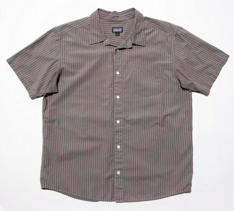 Patagonia Fezzman Shirt Large Men's Short Sleeve Button-Front Gray Pink Striped